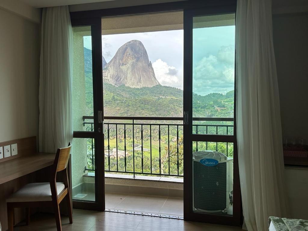 Suite Vista Azul - Frente Para Pedra Azul เปดราอาซุล ภายนอก รูปภาพ