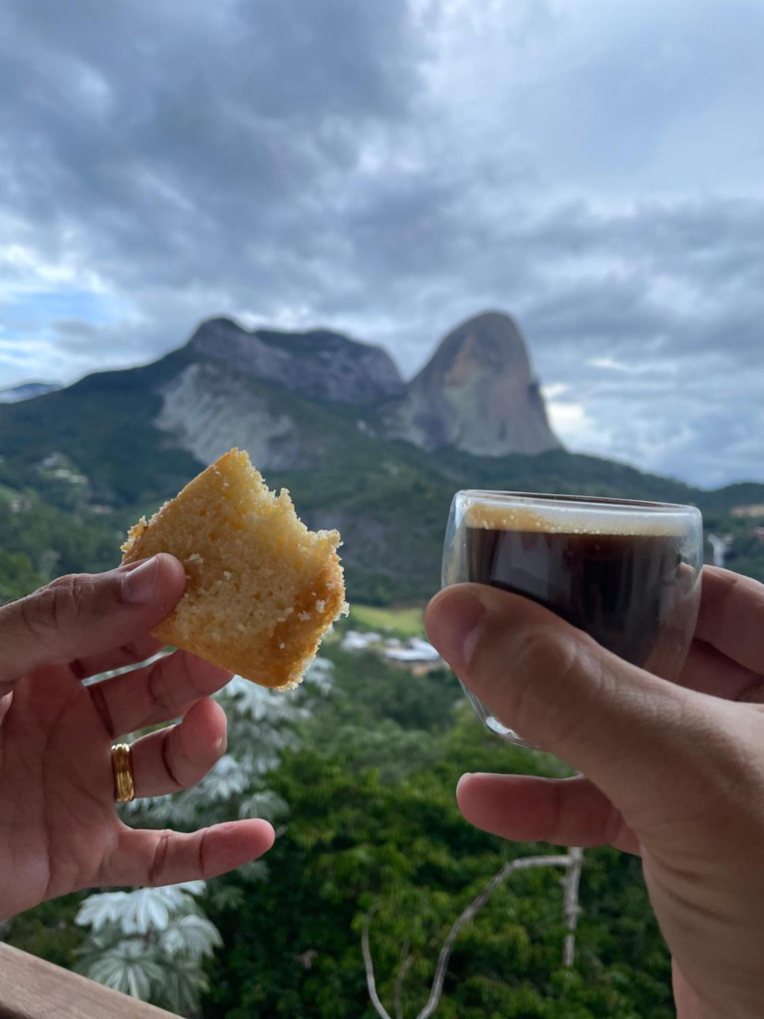 Suite Vista Azul - Frente Para Pedra Azul เปดราอาซุล ภายนอก รูปภาพ