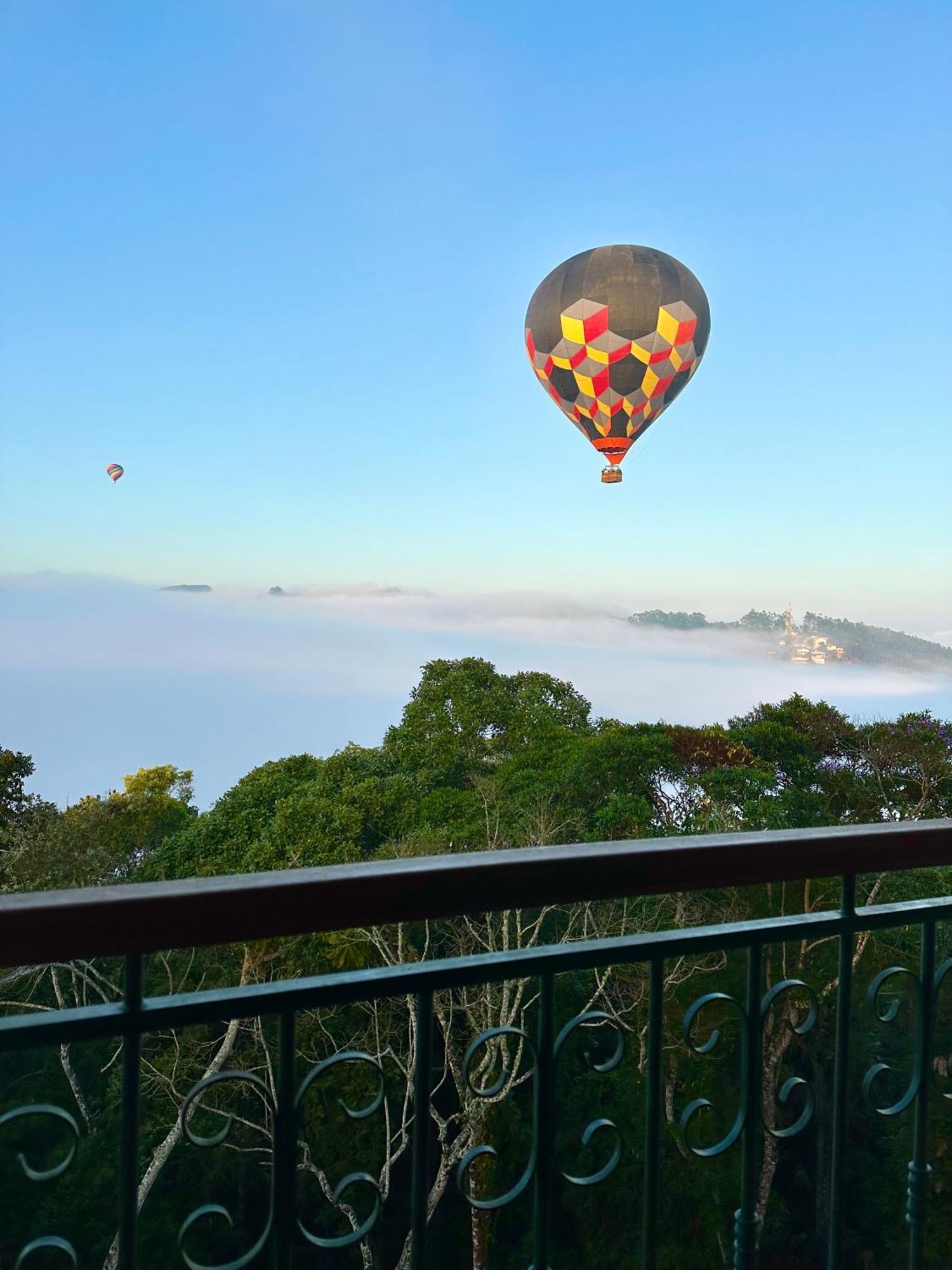 Suite Vista Azul - Frente Para Pedra Azul เปดราอาซุล ภายนอก รูปภาพ